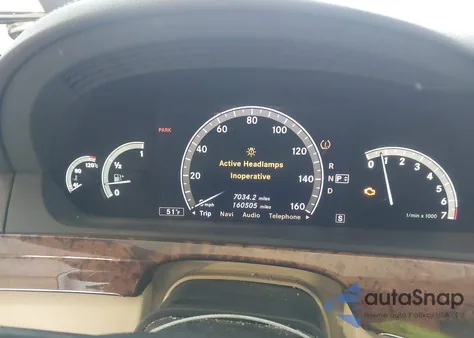 2009 Mercedes-Benz S 550 4Matic z USA, uszkodzony, nr VIN WDDNG86X89A270689